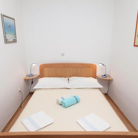 Apartments Viki Trogir Buitenkant foto