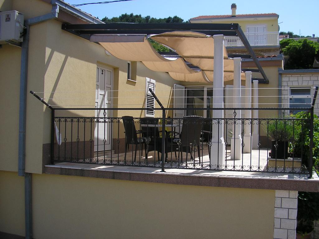 Apartments Viki Trogir Buitenkant foto