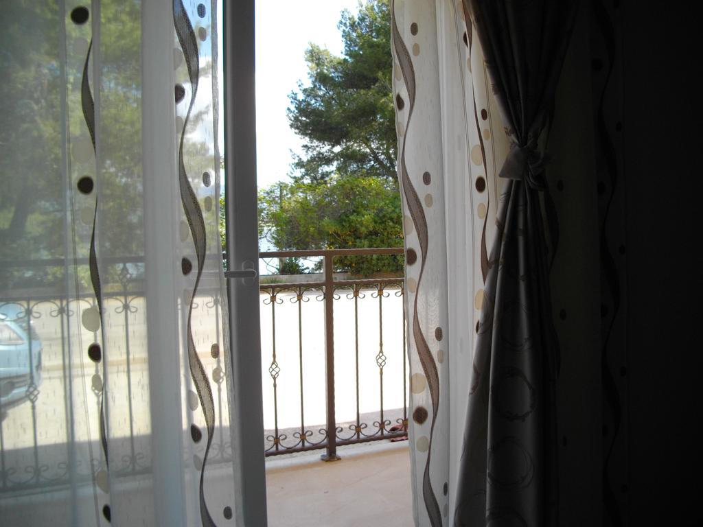 Apartments Viki Trogir Buitenkant foto