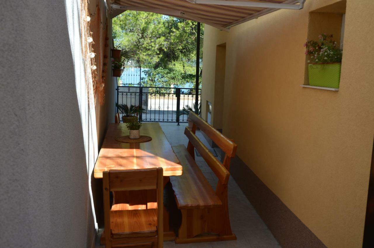 Apartments Viki Trogir Buitenkant foto