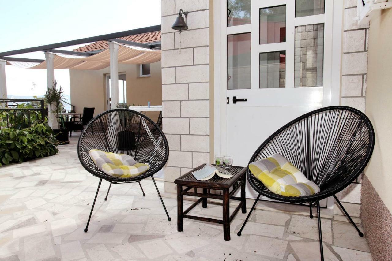 Apartments Viki Trogir Buitenkant foto