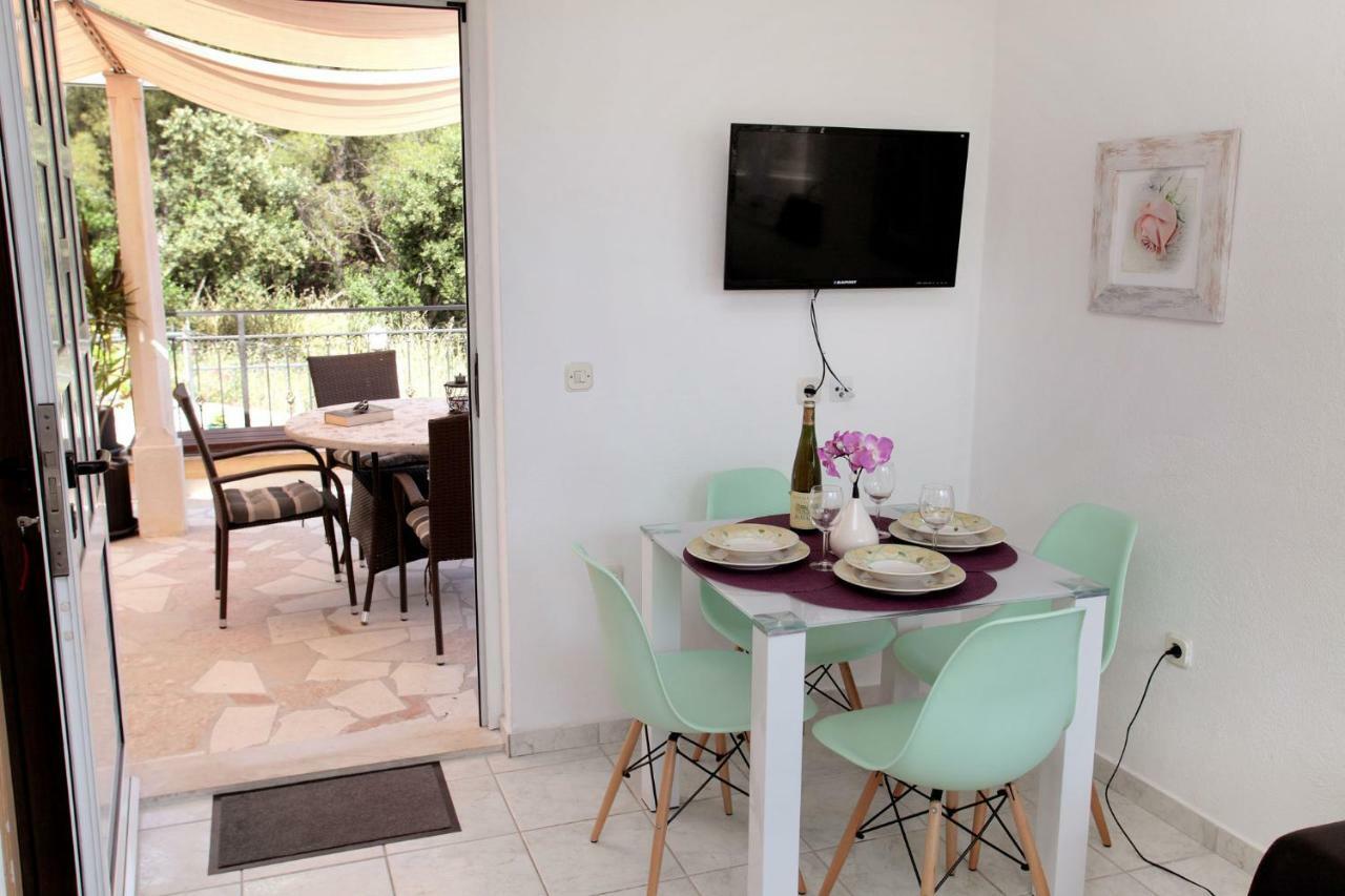 Apartments Viki Trogir Buitenkant foto
